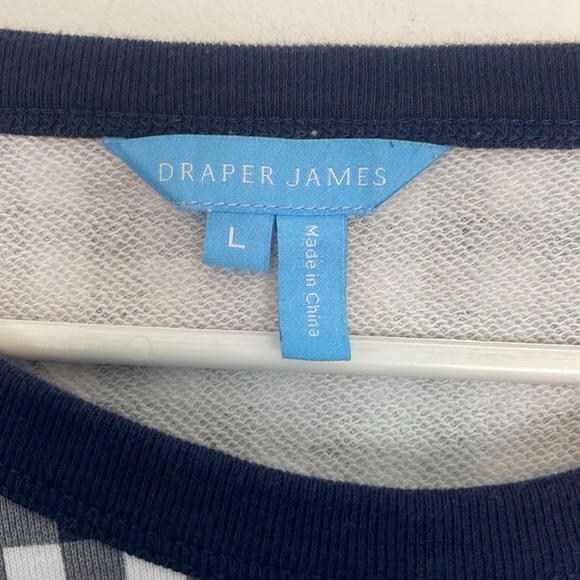 Draper James Natalie Sweatshirt in Navy Blue and White Gingham. Size Large. - Picture 6 of 14